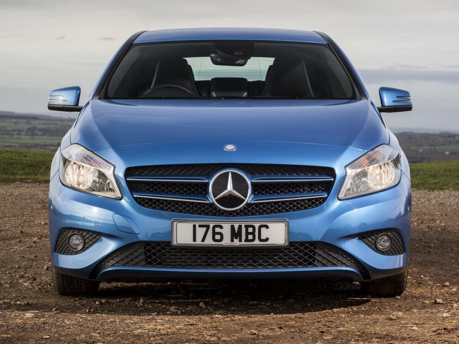  Mercedes-Benz A180 CDI 2012 года  (UK) (фото 2 из 10)